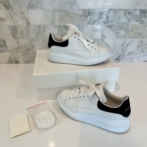 Alexander McQueen Sneaker Women 36.5 White Black Original Box
